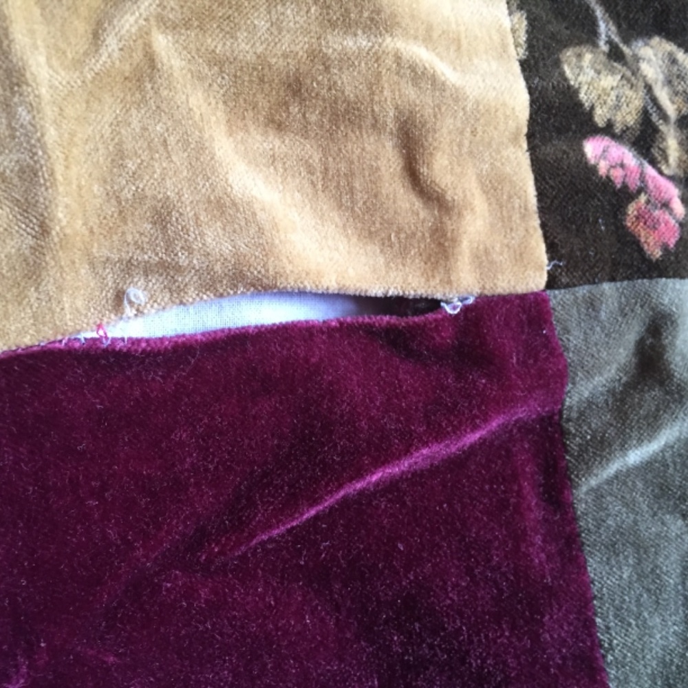 Pottery Barn Velvet patchwork full/queen duvet cover, bed skirt, pillow cover - Picture 5 of 5